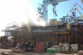 На верфи Николаева горит судно ВМС Украины "Нетишин"