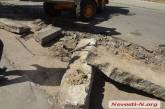 Департамент ЖКХ Николаева пояснил, почему гранитные бордюры меняют на бетонные