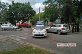 В центре Николаева столкнулись полицейский «Приус», «Опель» и «Мерседес»