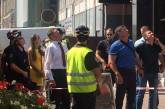 В центре Киева россиянин грозится спрыгнуть с третьего этажа гостиницы 