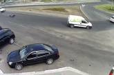 В центре Первомайска водитель "восьмерки", cтолкнувшись с мопедом, скрылся с места происшествия