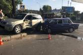 В Николаеве столкнулись ВАЗ-2106 и Toyota RAV4 