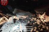 В Киеве рухнули гаражи в кооперативе, раздавив автомобили