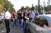 В Николаеве горсовет пикетируют водители авто с еврономерами