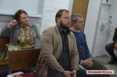 Нападавшим на активиста Барашковского продлили арест