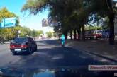 Разборки, отчаянные водители и бесстрашные пешеходы: видеохроника дорог Николаева