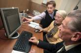 Украинских работодателей обяжут трудоустраивать специалистов старше 45 лет