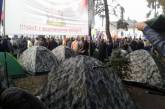 Задержанные под Радой активисты вернулись в палаточный городок
