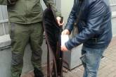 Полиция узнала имя задержанного мужчины с оружием возле Рады