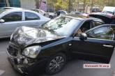 В центре Николаева таксист устроил ДТП с тремя автомобилями