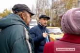 К перекрывшим Варваровский мост заводчанам приехали вице-мэры, но те требуют губернатора