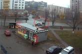 В Киеве девушку затолкали в авто и увезли: в полиции назвали это спецоперацией