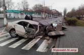 В центре Николаева вдребезги разбился автомобиль КИА: 4 пострадавших
