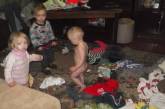 На Николаевщине трое детей едва не замерзли насмерть, пока пьяные родители спали