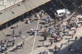 В Мельбурне автомобиль врезался в толпу пешеходов, есть пострадавшие