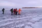 В Черкассах прогулся по льду двух парней закончилась трагически: один погиб