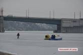 В центре Николаева можно покататься по льду в катере на воздушной подушке. ВИДЕО