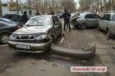 В Николаеве на парковке у райотдела полиции столкнулись два Daewoo