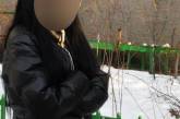 Новорожденного, найденного в контейнере в Николаеве, мать изрезала ножницами и задушила