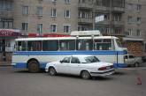 В центре Николаева столкнулись «Волга» и рейсовый автобус «ЛАЗ»