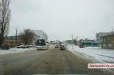 Непогода в Николаеве: дороги покрыты снежной кашей