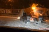 На дороги Николаева вышла снегоуборочная техника