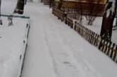 В Заводском районе в усиленном режиме убирают снег