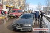 В центре Николаева столкнулись три автомобиля