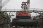 На Николаевской верфи SMG начат ремонт плавкрана китайской компании