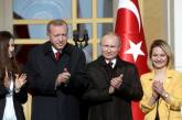 Эрдоган и Путин устроили дележку девушек на фотосессии. ВИДЕО