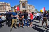В Одессе патриоты сорвали первомайскую демонстрацию любителей России  