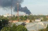 "Дым за километры", - под Киевом горит завод по производству автошин 
