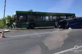 В Харьковской области автомобиль протаранил автобус: погиб водитель легковушки