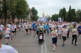 В "Пробеге под каштанами" в Киеве приняли участие больше 13 тысяч человек