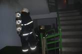 В Николаеве горела квартира в девятиэтажке: спасатели вынесли из огня мужчину