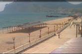 Одинокие берега полуострова: в сети появилось видео пустых пляжей Крыма