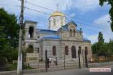 Николаевский храм, за который воюют священники, оказался ничейным?