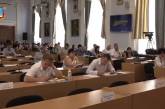 Сессия Николаевского горсовета началась с опозданием на час: депутаты не могли собраться. ОНЛАЙН