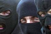 В Николаеве трое разбойников в масках избили супружескую пару и ограбили их