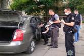 Появились фото и видео с места убийства полицейского в Киеве