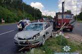 В Киевской области автомобиль наехал на дорожных рабочих, один человек погиб