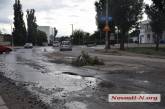  В Николаеве на месте масштабного ремонта канализации на ул. Троицкой образовался провал
