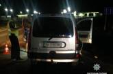 В Николаеве пьяный водитель "Рено" врезался грузовик, после чего авто загорелось