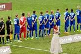 Украинский футболист отвернулся от флага РФ во время исполнения гимна перед матчем