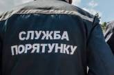 В Николаеве спасатели помогли медикам транспортировать больную женщину