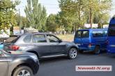 В Николаеве столкнулись Volkswagen и BMW — пострадала женщина