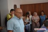 «Вы что, с ума сошли?»: в Николаеве жители пытались заставить депутатов работать