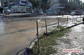 В Николаеве без воды может остаться полгорода - прорвало магистральный водопровод 