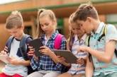 У Супрун разрабатывают новые правила и нормы использования гаджетов в школах Украины