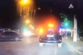 Появилось видео момента аварии в Одессе, когда BMW влетел в остановку
